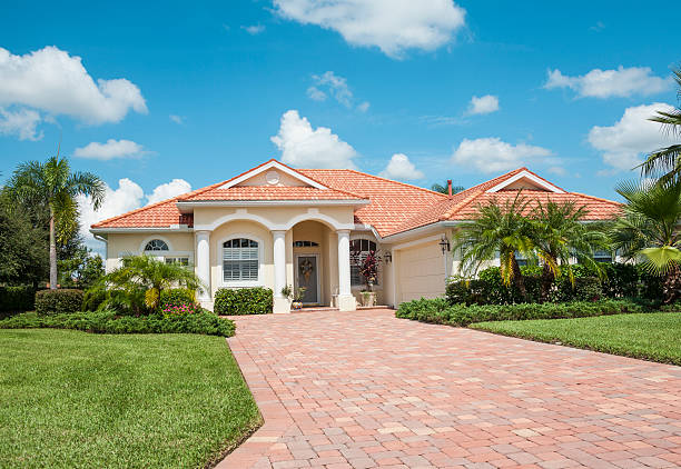 Best Local Driveway Pavers  in Elleale, ND